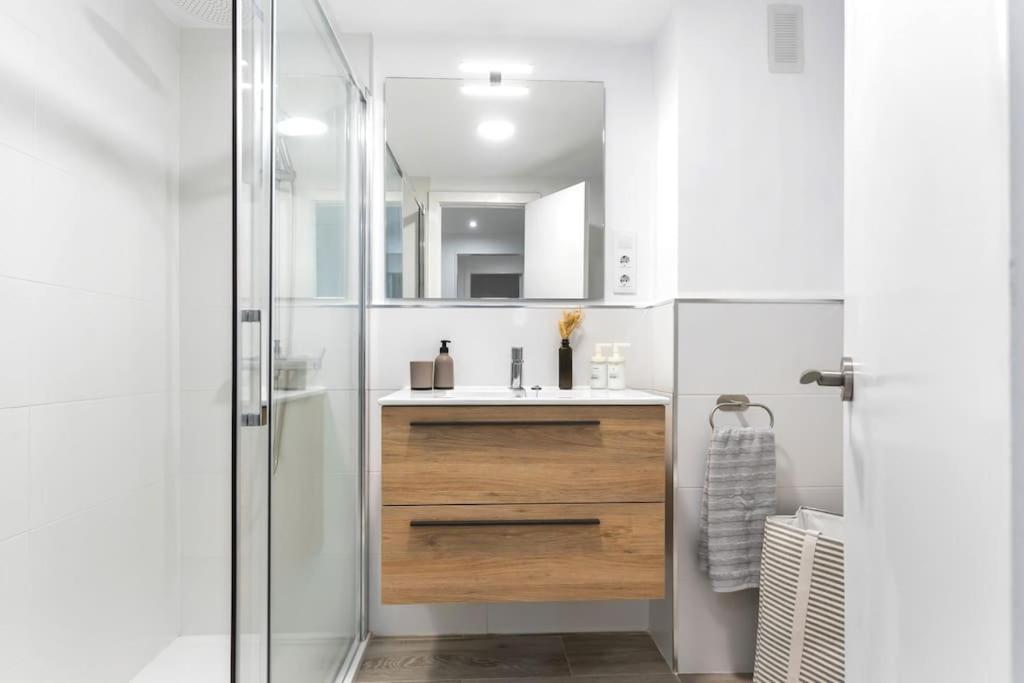 Apartamento Marques De Urquijo Gijón Esterno foto